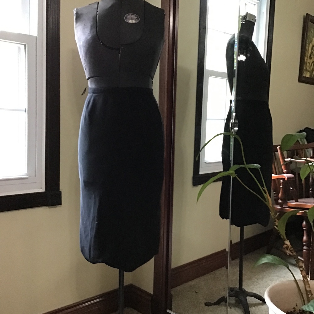 Elegant Black Bodycon Skirt/Kasper/4